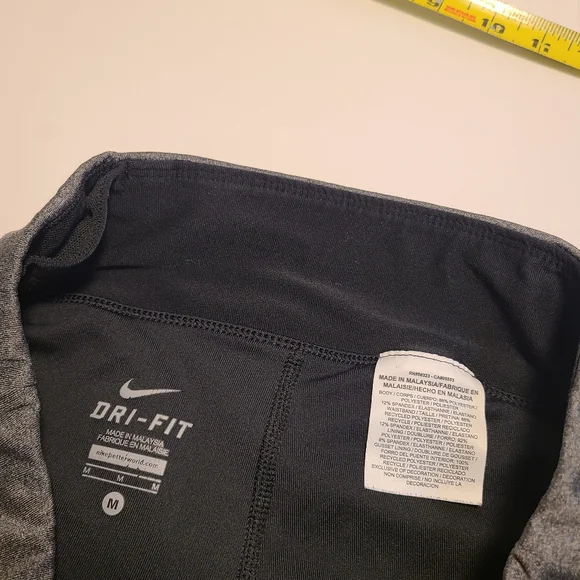 Nike Skort Skirt Medium Women Black Pull On Elastic Waist Back Pocket Ruched - Picture 6 of 8